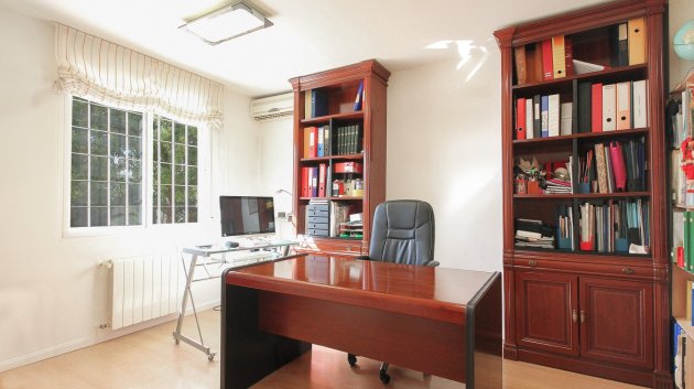 Resale - Villa -
San Vicente del Raspeig