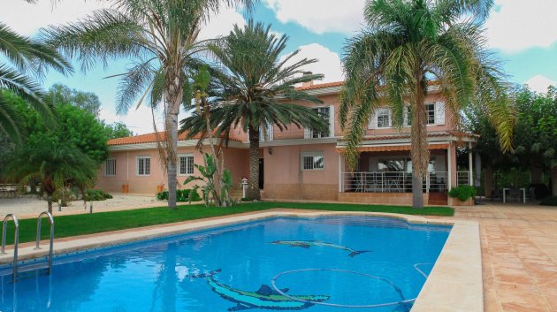 Resale - Villa -
San Vicente del Raspeig