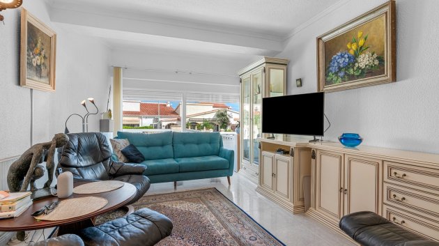 Reventa - Chalets -
Orihuela Costa - Punta Prima