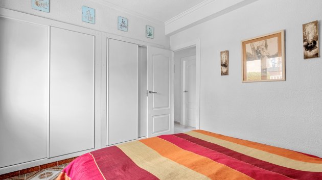 Reventa - Chalets -
Orihuela Costa - Punta Prima