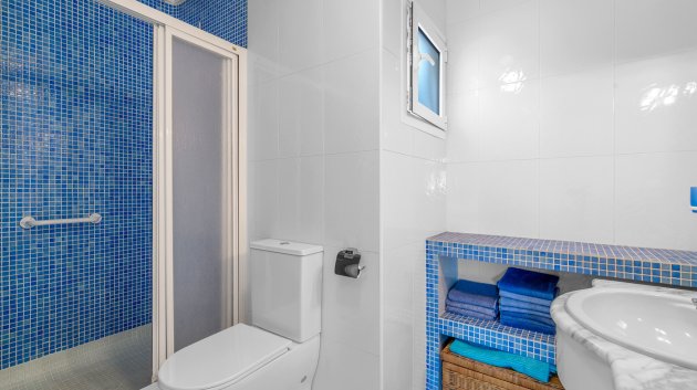 Reventa - Chalets -
Orihuela Costa - Punta Prima