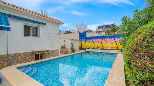Reventa - Chalets -
Orihuela Costa - Punta Prima