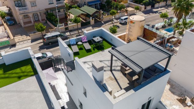 Reventa - Chalets -
Torrevieja - La Siesta