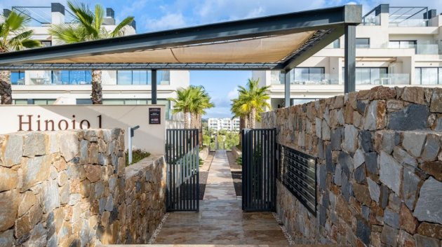 Reventa - Apartamentos -
Orihuela Costa - Las Colinas golf