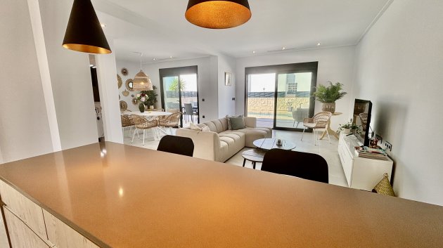 Obra nueva - Chalets -
Benijofar