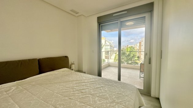 Reventa - Apartamentos -
Orihuela Costa - Villamartín