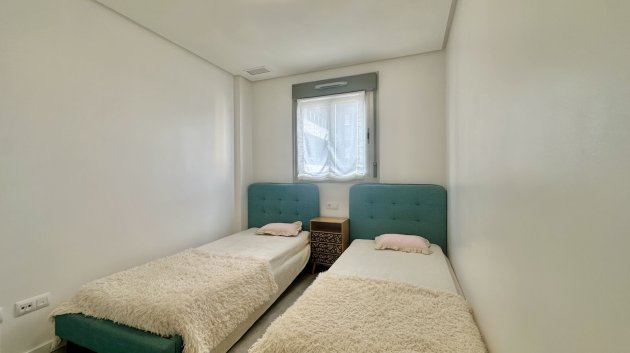 Reventa - Apartamentos -
Orihuela Costa - Villamartín