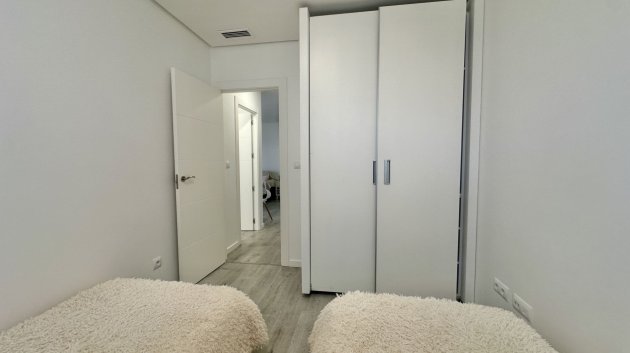 Reventa - Apartamentos -
Orihuela Costa - Villamartín