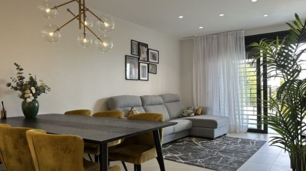 Resale - Apartments -
Orihuela Costa - Playa Flamenca