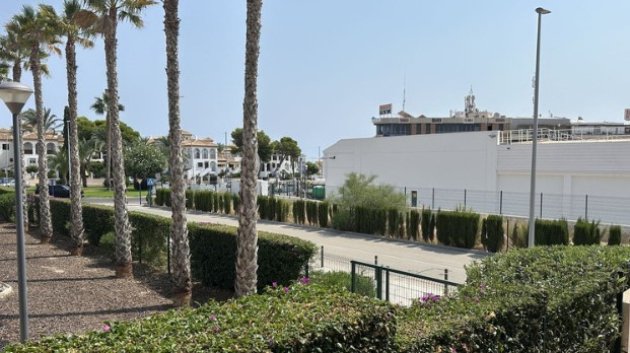 Resale - Apartments -
Orihuela Costa - Playa Flamenca