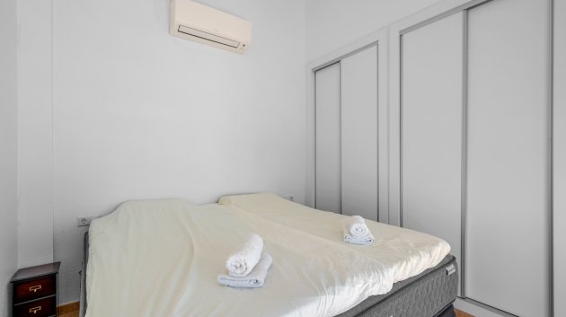 Reventa - Chalets -
Ciudad Quesada - Rojales