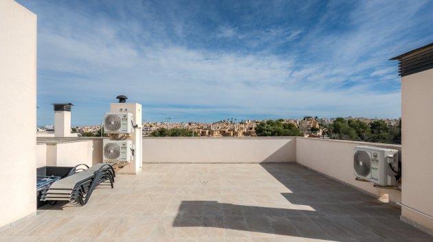 Reventa - Apartamentos -
Orihuela Costa - Los Altos