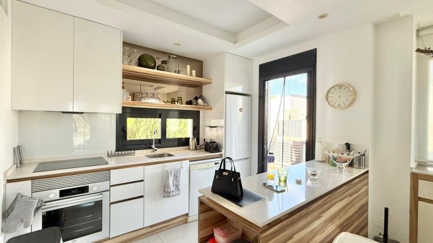 Reventa - Chalets -
Ciudad Quesada - Pueblo Bravo