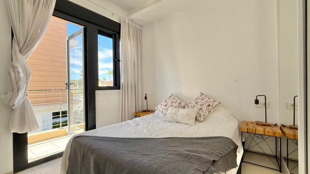 Reventa - Chalets -
Ciudad Quesada - Pueblo Bravo