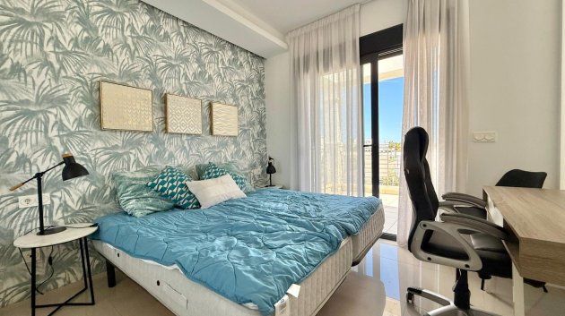 Reventa - Chalets -
Ciudad Quesada - Pueblo Bravo