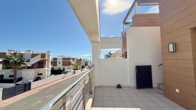 Reventa - Chalets -
Ciudad Quesada - Pueblo Bravo