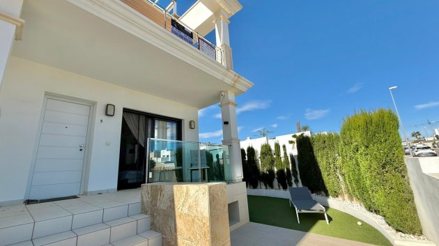 Reventa - Chalets -
Ciudad Quesada - Pueblo Bravo