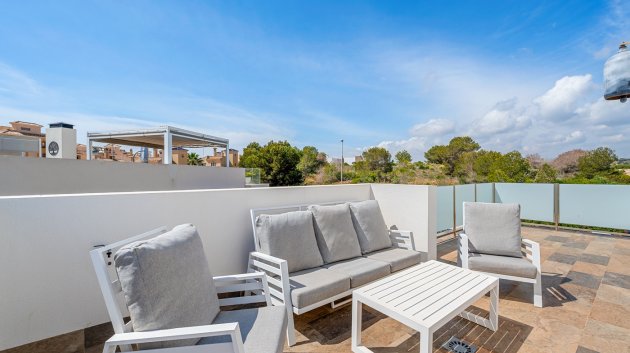 Reventa - Chalets -
Orihuela Costa - Pau 8*