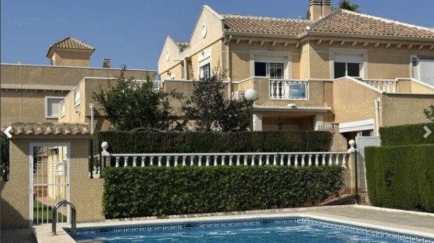 Revente - Villa -
Torrevieja