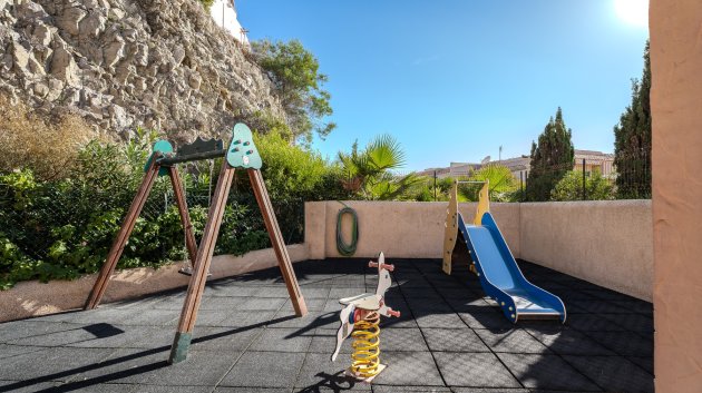 Reventa - Apartamentos -
La Manga del Mar Menor - Urb. El Ancora